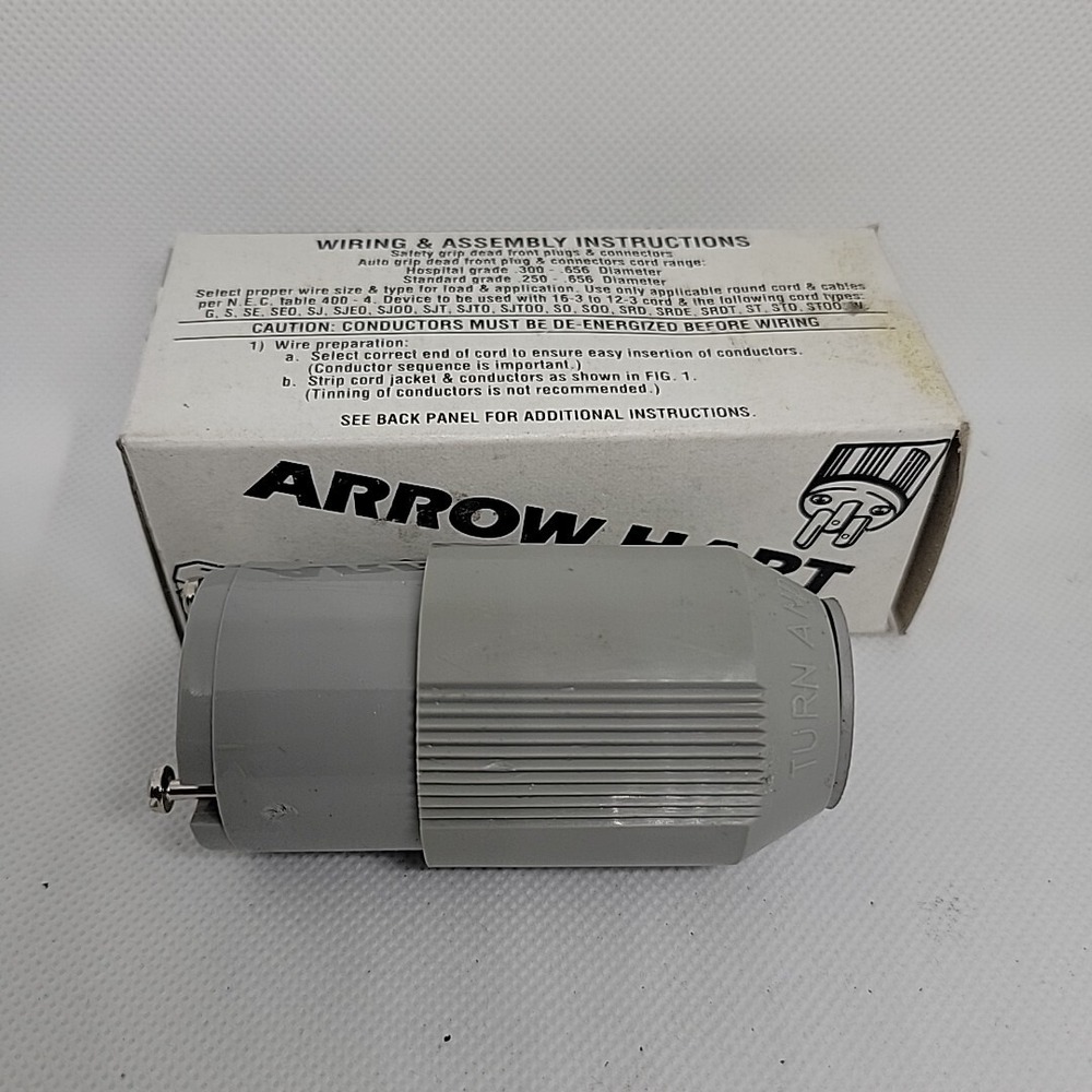 Arrow Hart 4731N Female Twist Plug Autogrip 15A 125V 2 Pole 3 Wire Locking Plug